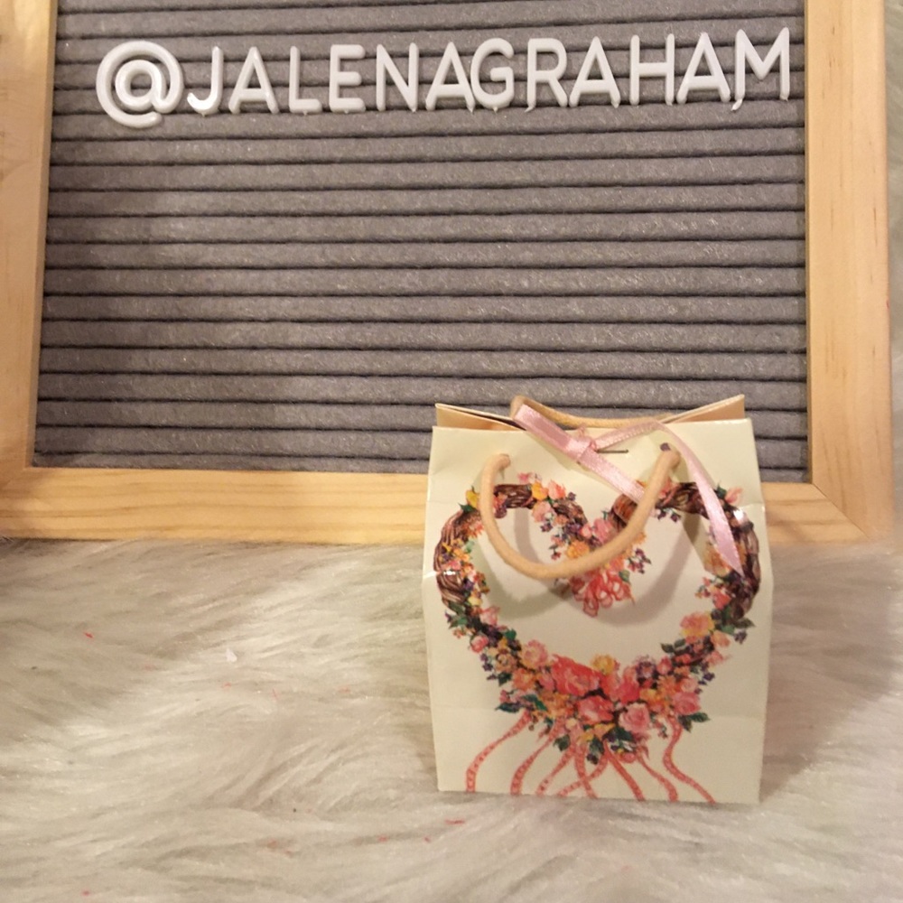 Light up my life music box gift bag
